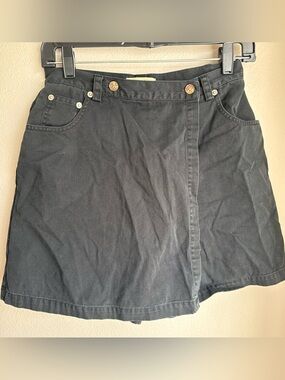The Limited Black A-Line Skort with Wood-Tone Buttons